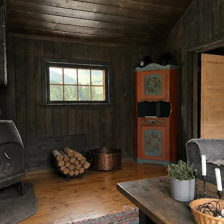 Tatil Evi A Charming Off-grid Close To Nature In *